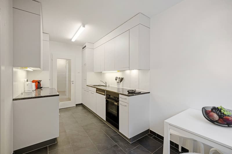Lovely three room apartment in popular Gundeli (3)