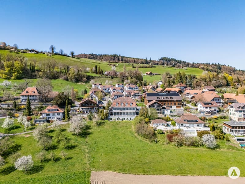 Königlich leben: Landhausvilla mit Bauparzelle (2)