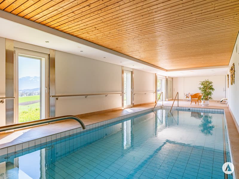 Königlich leben: Landhausvilla mit Bauparzelle (7)