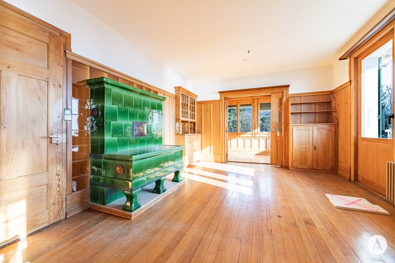 Baulandparzelle mit Chalet: Potenzial für neue Wohnideen (7)