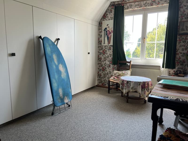 5.5-Zimmer-EFH mit 2000 m² Grundstück - eine Seltenheit in Täuffelen (13)