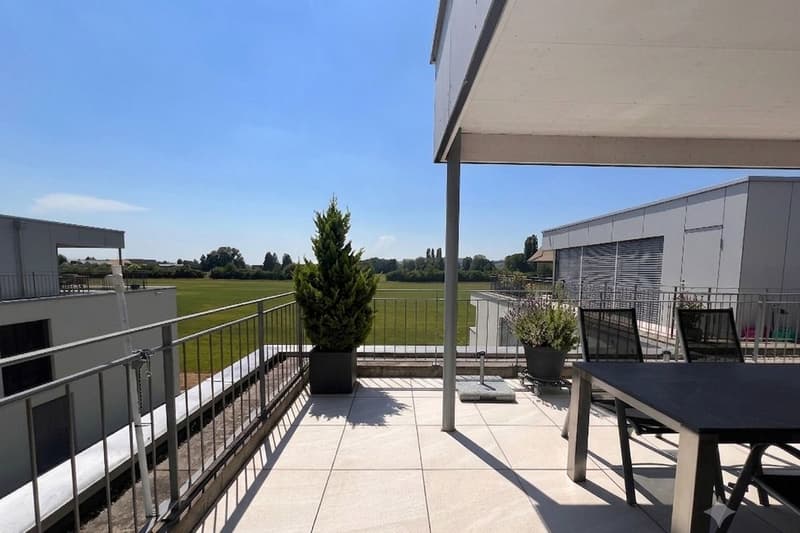 Terrasse mit Blick ins Grüne