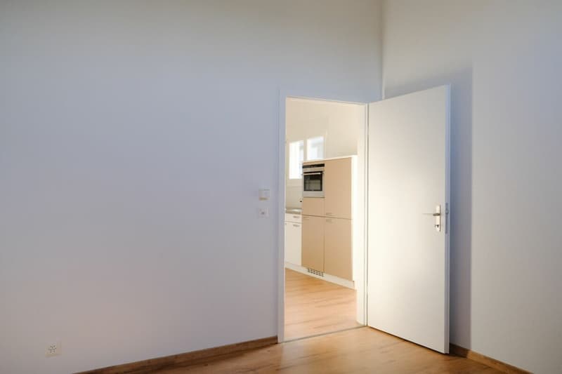 Charmante 2.5-Zimmer-Wohnung mit Aussicht ins Grüne in Aesch BL (8)