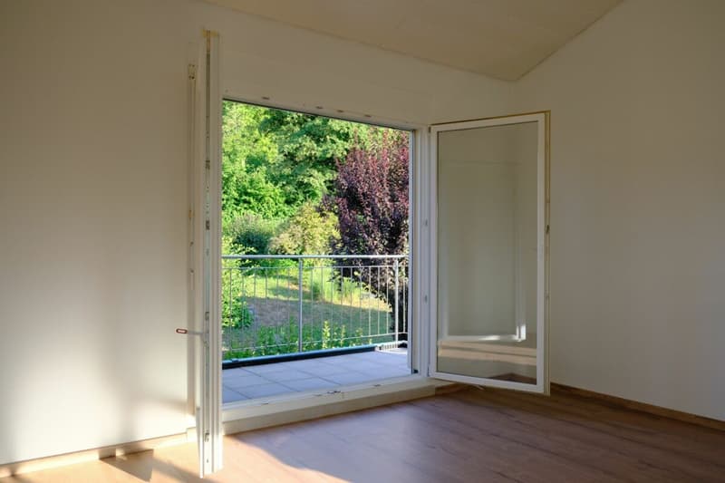 Charmante 2.5-Zimmer-Wohnung mit Aussicht ins Grüne in Aesch BL (9)