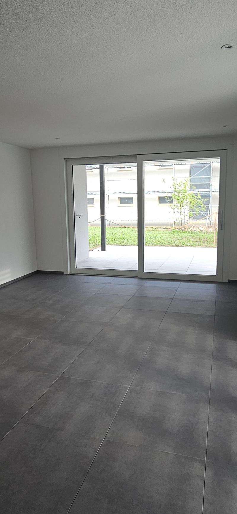 Appartement moderne de 4,5 pièces au rez-de-chaussée dans un quartier calme à Lommiswil - Première location (11)