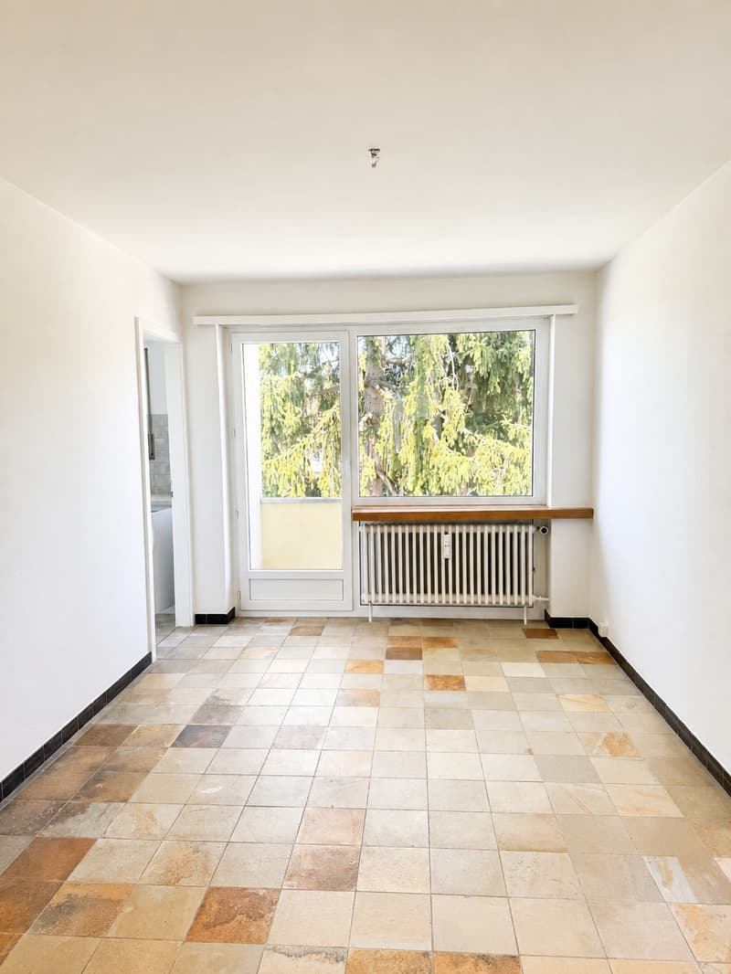 Grosszügige 3.5-Zimmer-Wohnung im Herzen von Arlesheim (5)