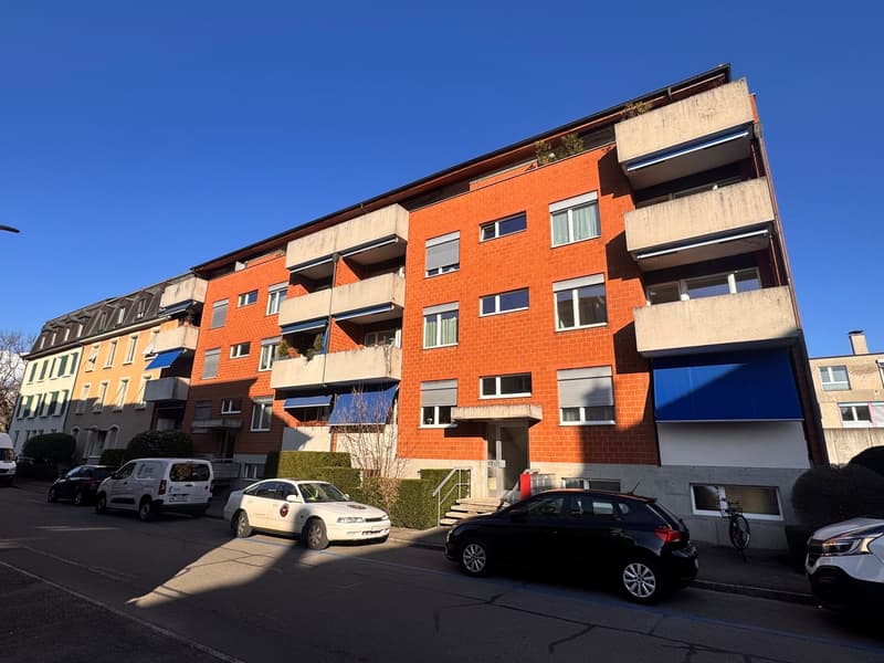 Einstellhallenplätze zu vermieten (1)