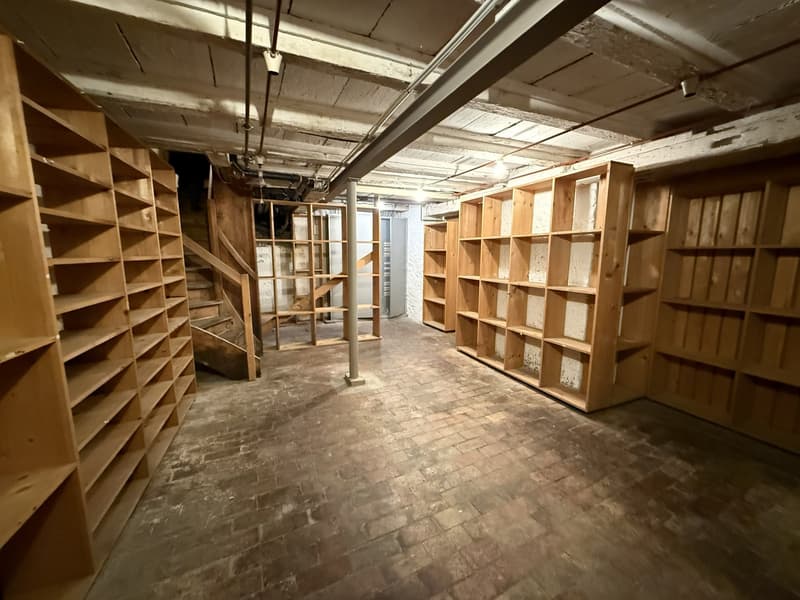 Charmantes Lokal zu vermieten (13)