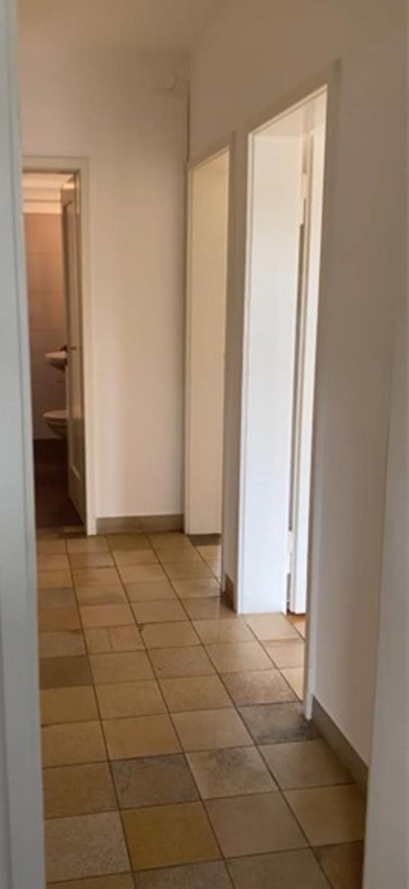 Gemütliche 2-Zimmer-Wohnung mit 2 Balkone in Basel (6)