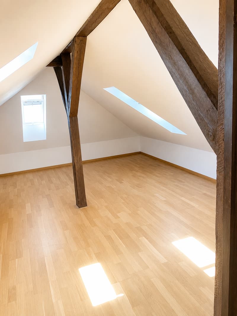 Charmante 4-Zimmer-Wohnung mit Balkon an ruhiger Lage in Riehen (5)