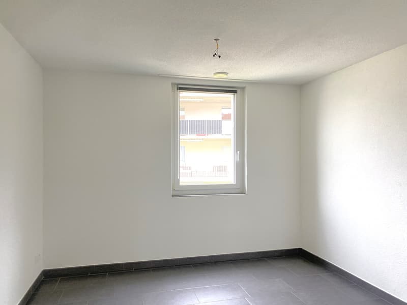 Schöne 3,5-Zimmerwohnung mit grossem, gedeckten Balkon (6)