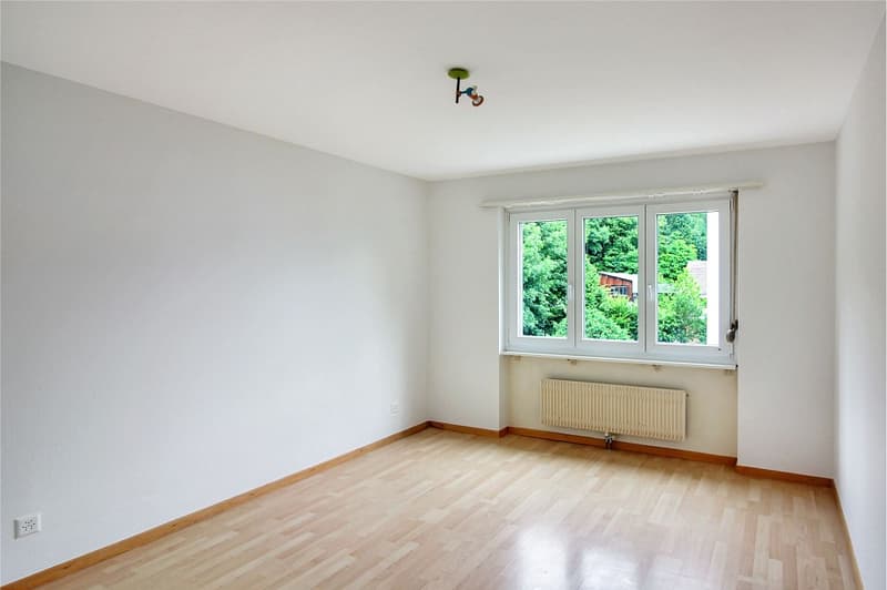 4½ Zimmer Eigentumswohnung mit Balkon an idyllischer Waldrandlage (7)