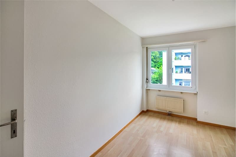 4½ Zimmer Eigentumswohnung mit Balkon an idyllischer Waldrandlage (6)