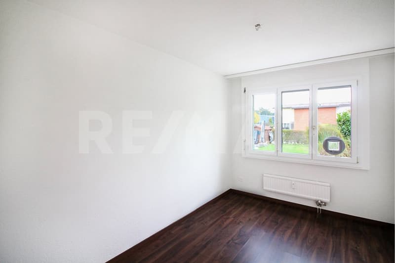 4.5-Zimmer-Wohnung mit Wintergarten und Gemeinschaftswiese (8)