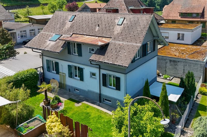 6½ Zimmer-Haus mit Wohnerweiterung im Dorfzentrum (4)