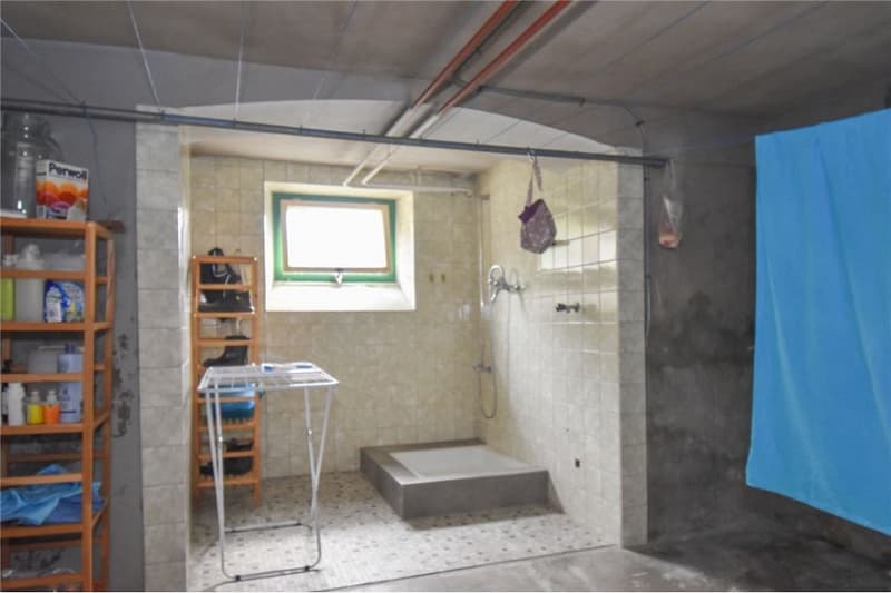 Steingrube Solothurn - Mehrfamilienhaus mit Charme;  3 Wohnungen und 5 Garagen (11)