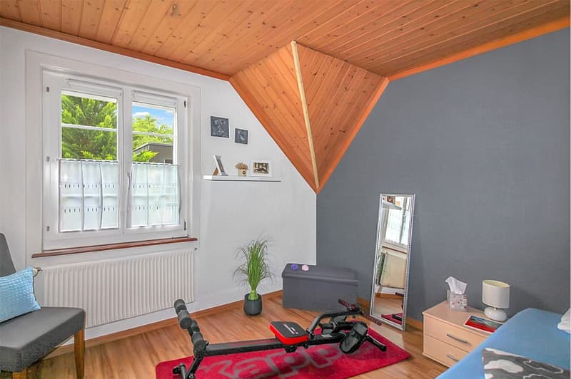 4½ Zimmer Einfamilienhaus grosszügig wohnen an zentraler Lage (12)