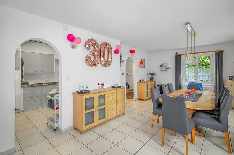 4½ Zimmer Einfamilienhaus grosszügig wohnen an zentraler Lage (6)