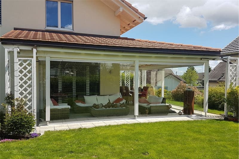 Attraktives 4½ Zimmer Einfamilienhaus  mit grossem Wintergarten. Sonnig und ruhig gelegen. (3)