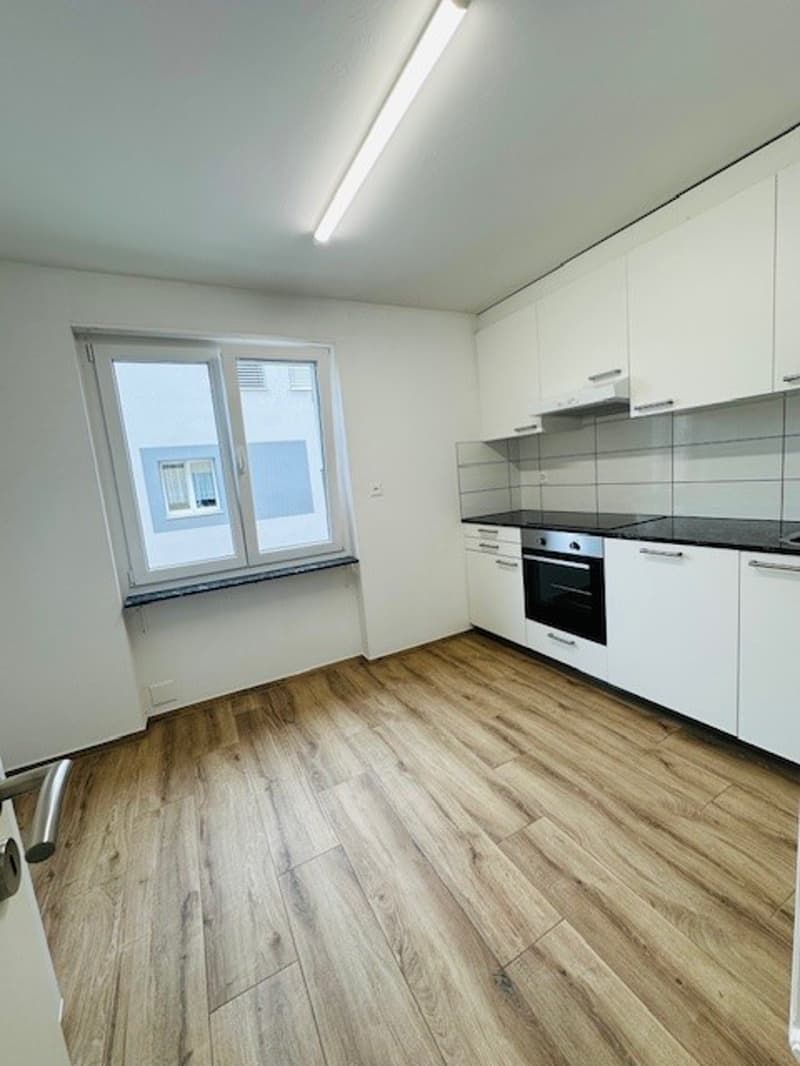 Helle, renovierte 3.5-Zimmer-Wohnung mit Balkon in Münchenstein (16)