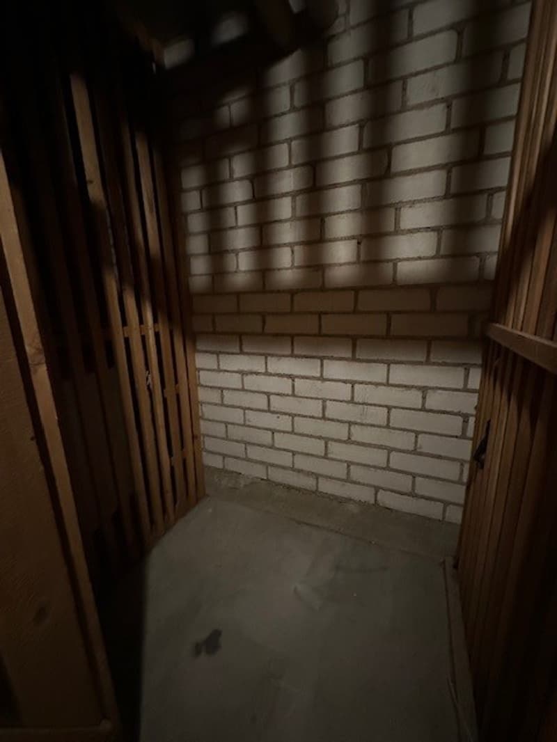 Attraktive, renovierte helle 1-Zimmerwohnung (12)
