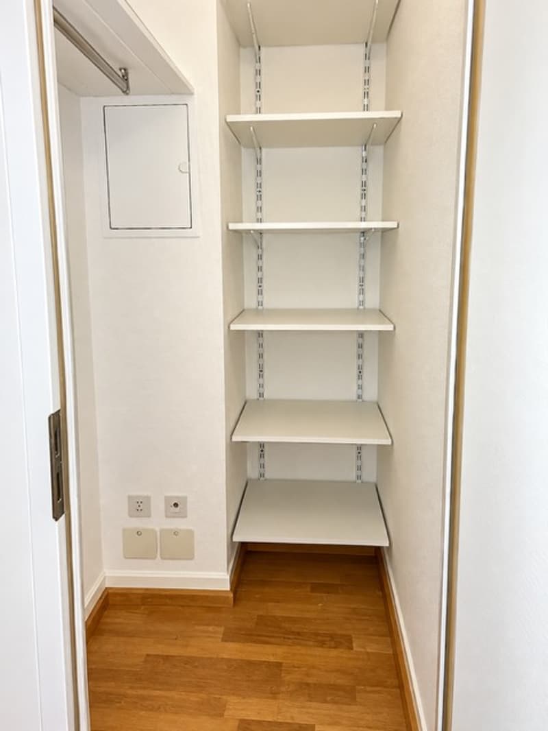 Schöne 3-Zimmer-Altbauwohnung mit Gartenbenutzungzu vermieten (8)