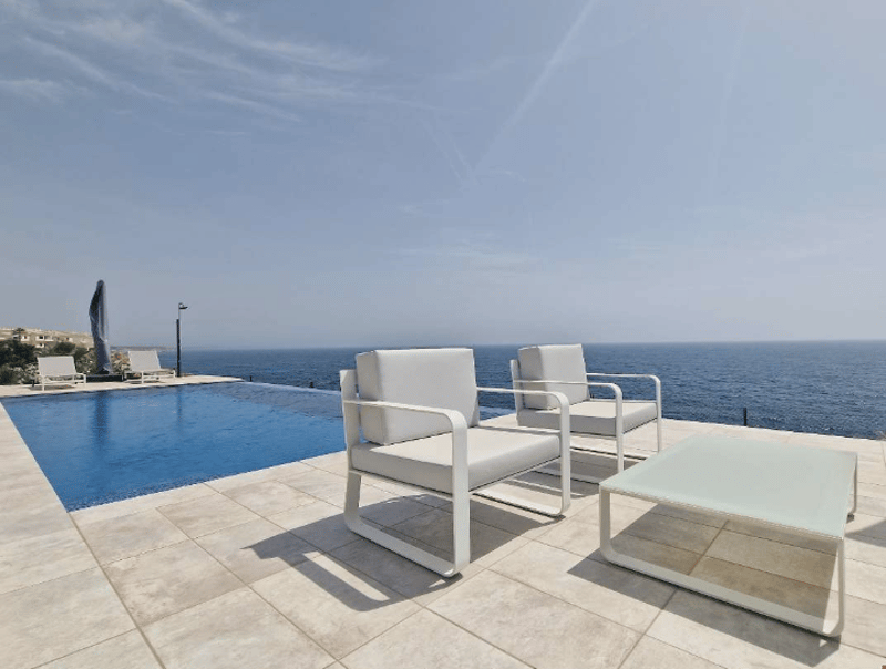 Dreamlike villa on the first sea line in Cala Murada (16)