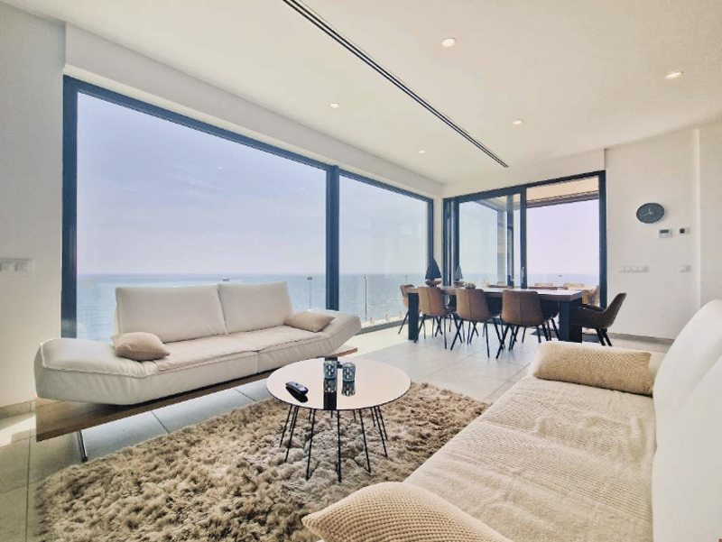 Dreamlike villa on the first sea line in Cala Murada (5)