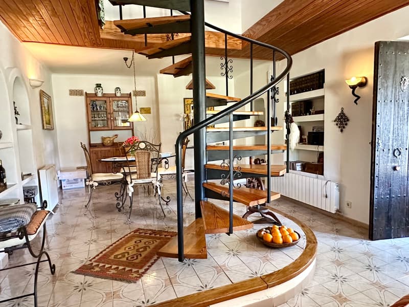 Charming townhouse in Bunyola with a dreamy view! (14)
