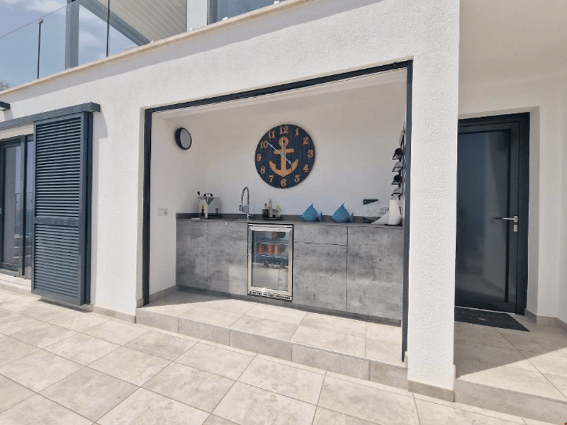 Traumhafte Villa an erster Meereslinie an der Cala Murada (14)
