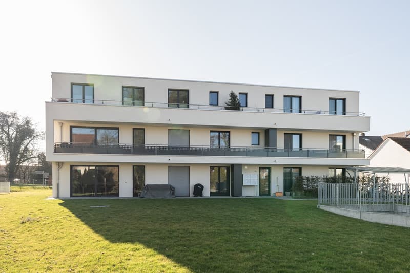 Hochwertig & komfortabel – Ihr neues Zuhause mit Gartenterrasse zum Oeschbach hin (10)