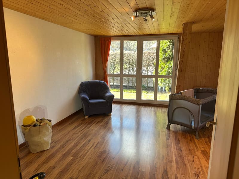 Grosszügige 6.5-Zimmer-Wohnung mit grosser Terrasse und Garten (6)