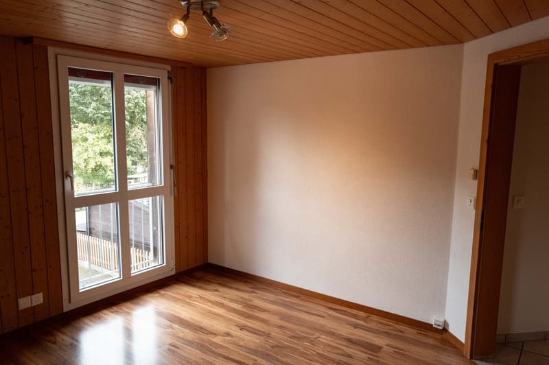 Grosszügige 6.5-Zimmer-Wohnung mit grosser Terrasse und Garten (7)