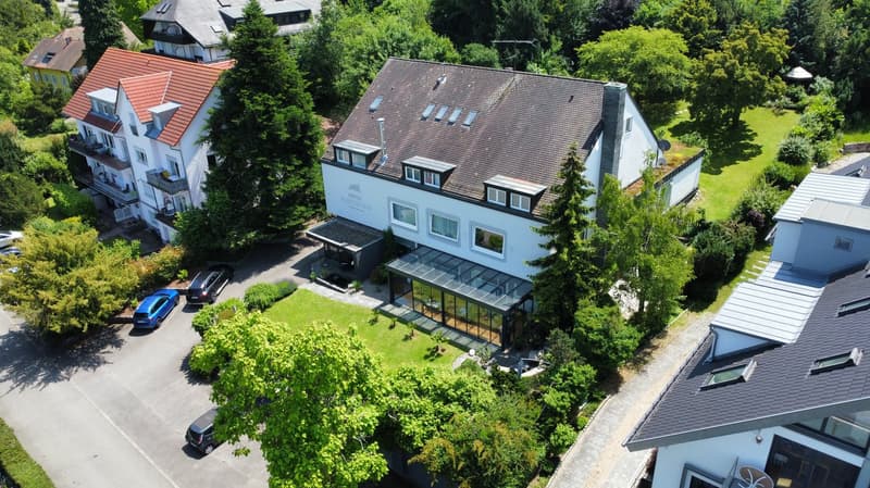 Schönes Hotelanwesen m. 18 Zimmern u. 2 zusätzlichen Wohnungen an Top Lage von Badenweiler (2)