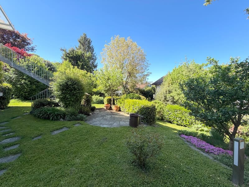 Stilvoll wohnen wie im Einfamilienhaus, 225 qm Maisonette m. Garten & hoher Energieeffizienz (13)