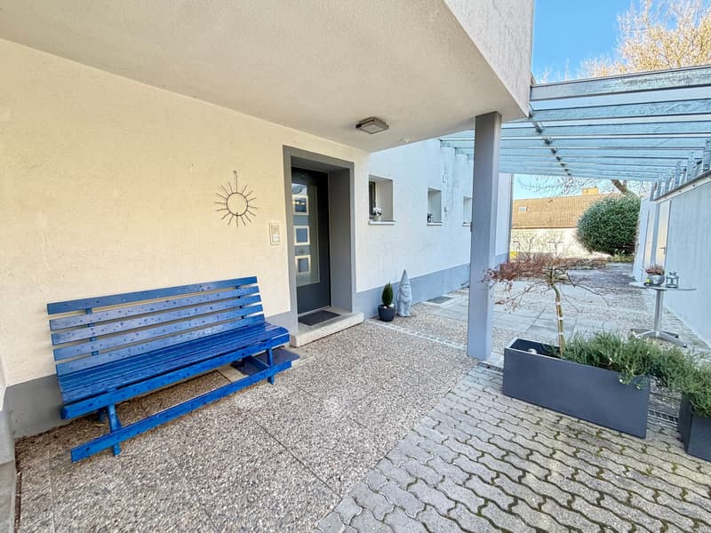 Stilvoll wohnen wie im Einfamilienhaus, 225 qm Maisonette m. Garten & hoher Energieeffizienz (3)