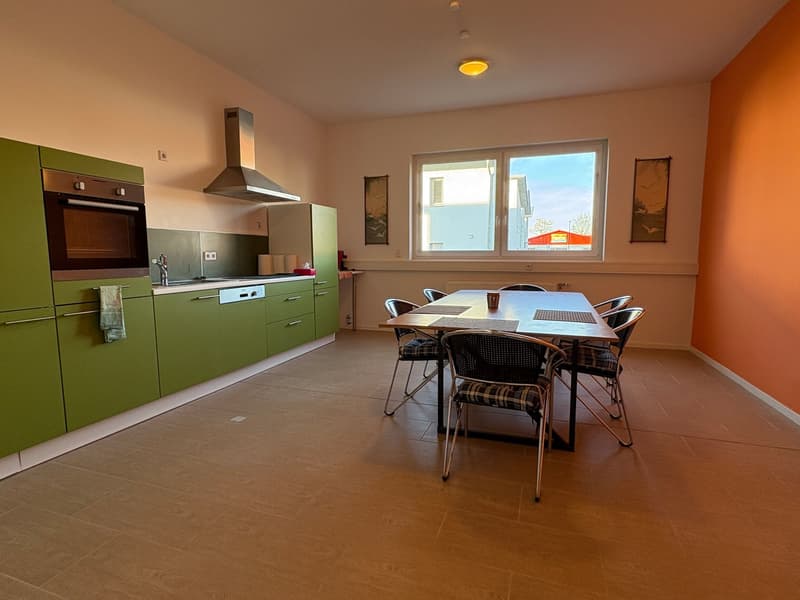 Moderne und hochwertige Gewerbeimmobilie mit ausgebautem EG & flexiblem Rohbau OG (6)