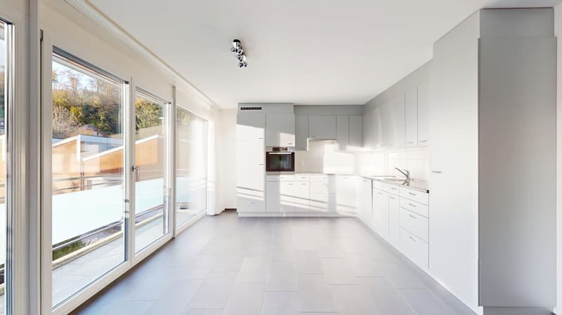 Attraktive 3,5-Zi.-Wohnung mit Balkon, Lift und Tiefgarage in zentraler Lage von Laufen (11)