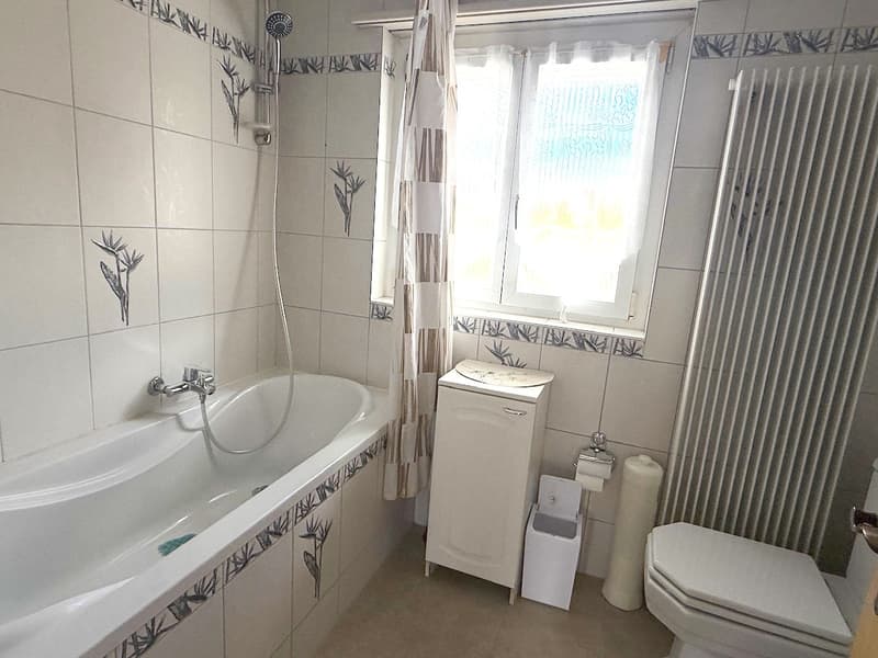 5 Zi.-Reihenhaus mit grossem Wintergarten an familienfreundlicher Wohnlage (7)