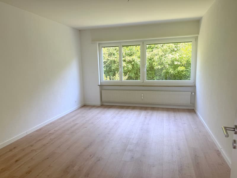 Arlesheim: Moderne 3.5 Zi.-Wohnung an zentraler Lage mit hochwertigem Ausbaustandard, Balkon... (9)