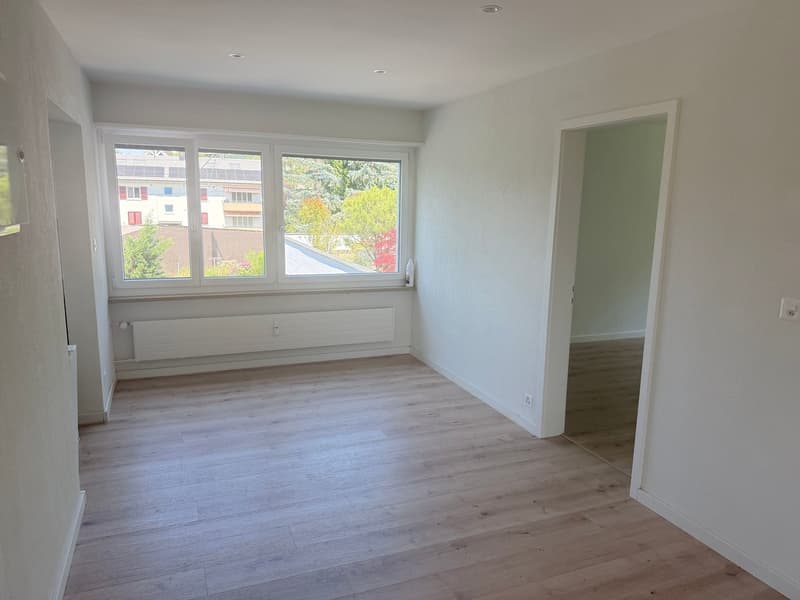 Arlesheim: Moderne 3.5 Zi.-Wohnung an zentraler Lage mit hochwertigem Ausbaustandard, Balkon... (8)