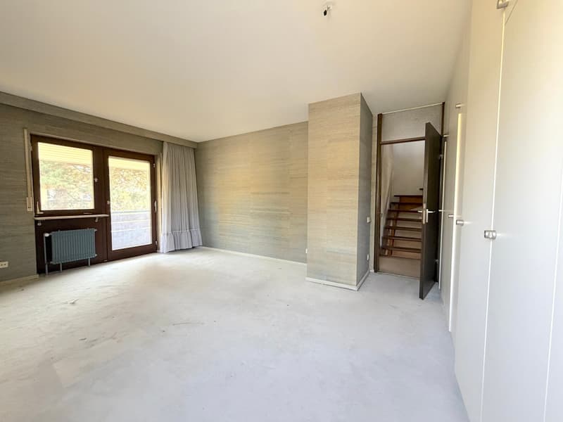 Haltingen: Erweiterbares Familiyhome mit grossem Garten und Garage zum Modernisieren (9)