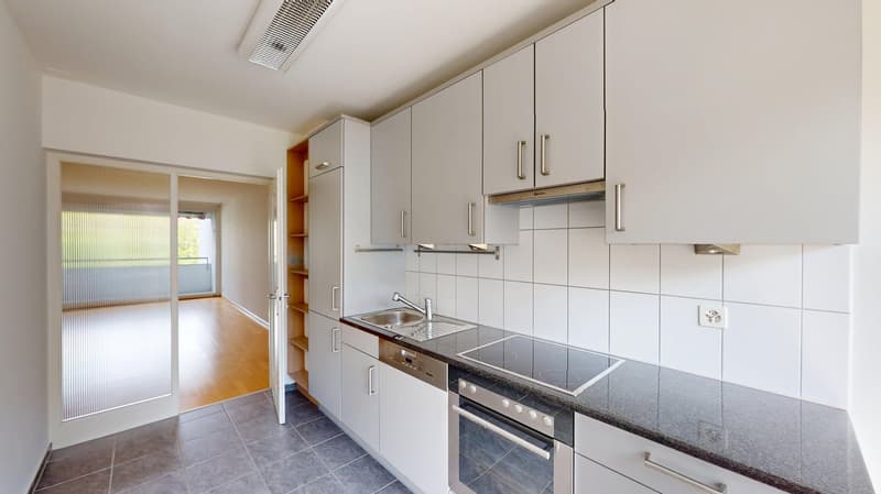 Charmante 3,5-Zimmer-Wohnung mit zwei Balkonen attraktiver Einstieg dank Baurecht (5)
