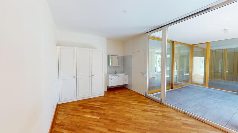 Representative 284qm Attika-Wohnung mit Lift zwei TG-Plätzen drei Balkonen und eigener Sauna (5)