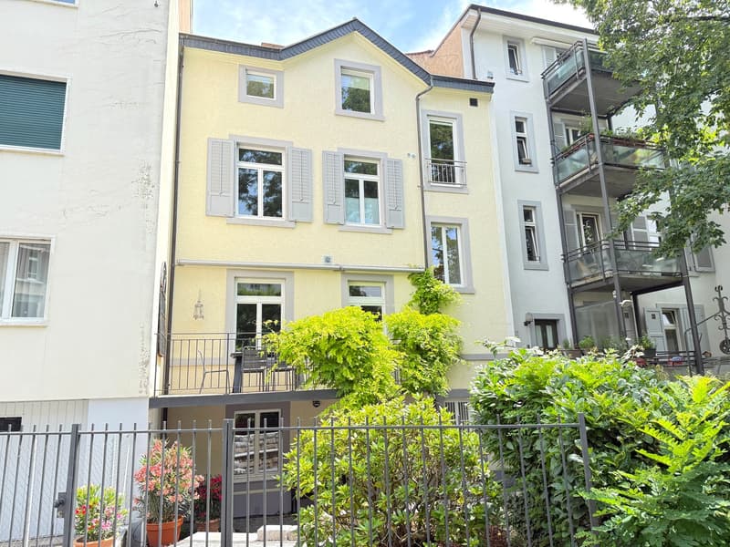 A fully refurbished 10-room townhouse in the Spalen district near  the Spalentor and  Uni of Basel (3)