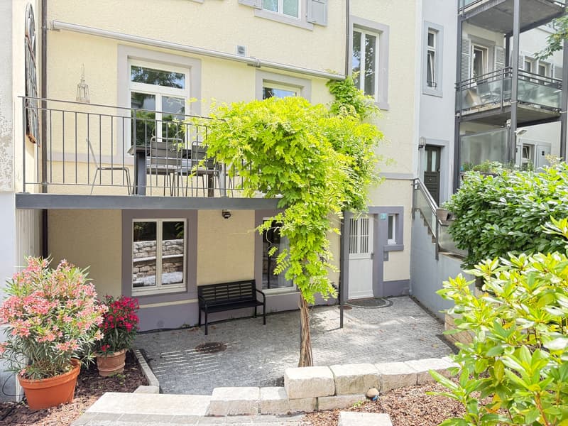 A fully refurbished 10-room townhouse in the Spalen district near  the Spalentor and  Uni of Basel (2)