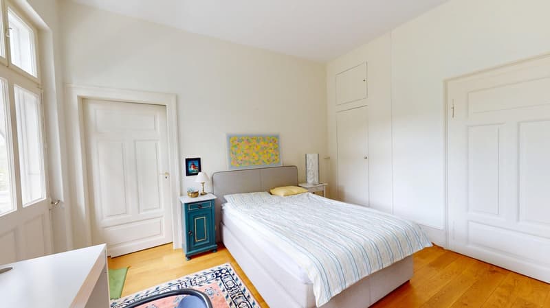 Traumhafte Landhausvilla mit großem Garten, eigener Zufahrt und Blick ins Grüne (8)