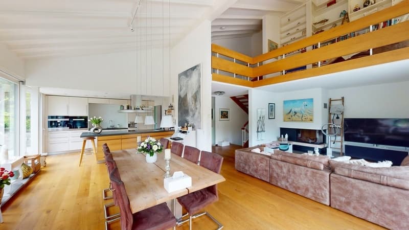 Exklusive 10-Zimmer-Villa mit Pool und eigenem Fitnessraum in Binningen (4)