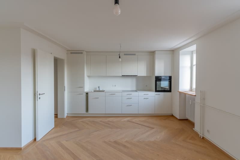 Charmante 2-Zimmer-Altbauwohnung in guter Lage (2)