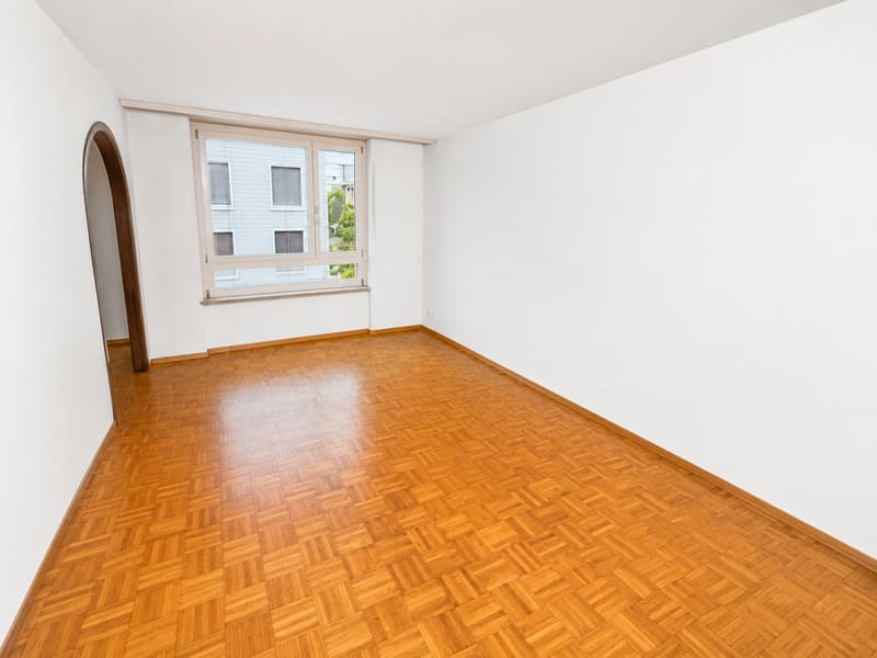 Erstklassig sanierte 3.5-Zimmerwohnung in Basel-St. Johann (3)